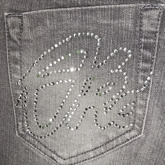 Akademiks Women’s Gray Skinny Jeans Size 32 – Rhinestone Back Pockets Pre-Owned - Picture 8 of 8